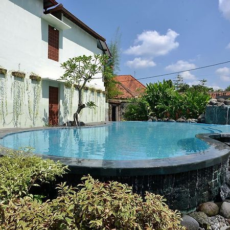 Zen Rooms Pakualaman Yogyakarta Kültér fotó
