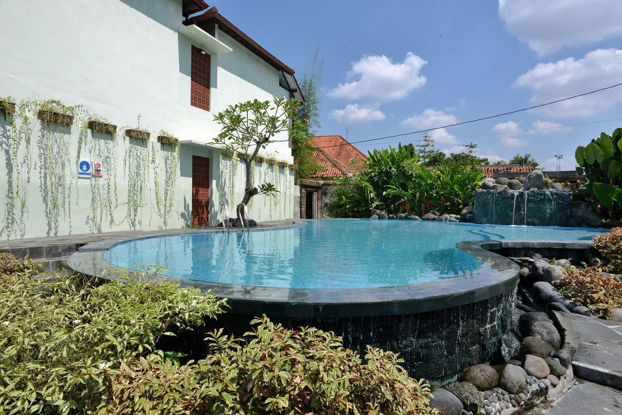 Zen Rooms Pakualaman Yogyakarta Kültér fotó